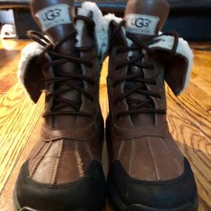 Uggs weather performance boots